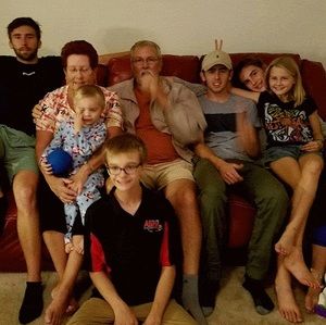 Meet your Posher, Thomas